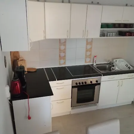 Kiss-szollosi Vendeghaz Apartament *