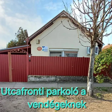 Kiss-szollosi Vendeghaz Debrecen